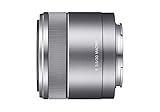 Sony SEL30M35 – 30mm F3.5 Makro-Festbrennweite (APS-C, E-Mount, kompakt & detailstark, ideal für Nahaufnahmen, kompatibel mit Sony ZV-E10, A6400 & A6700, silber)