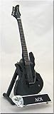 AOI Miniatur Gitarre ESP GAZETTE Japan mit Plektrum