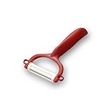 Kyocera Sparschäler Rot | zweischneidige Klinge: 4 cm | extra scharfer Schäler | sauberes Schälen von Gemüse und Obst | spülmaschinenfester Obstschäler | Mehrzweck Gemüseschneider