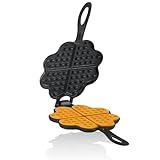 BBQ-Toro Gusseisen Waffeleisen in Herzform | Waffeleisen mit 2 Stielen, Ø 15 cm | Waffle Iron, Herzwaffeln Doppelform aus Gusseisen, bereits eingebrannt | Waffelmaker, Gusseisen Herzwaffeleisen