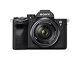 Sony Alpha 7 IV Spiegellose Vollformatkamera für Experten inkl. SEL2870 (33 MP, Echtzeitfokus, 10 Bildern pro Sekunde, 4K 60p-Video, Touchscreen)
