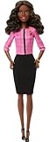 Barbie Careers Puppe & Zubehör, Future Leader mit dunkelbraunem Haar tragen Outfit mit 2 goldenen Armbändern & 'B' Pin, inklusive Aufkleber für Kinder