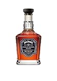 Jack Daniel‘s Single Barrel Select - Tennessee Whiskey - Ein hochwertiges Geschenk - Süße Vanille, schwere Eiche und dunkle Kirschen - 0.7L/ 45% Vol.