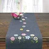 Stickpackung Blümchen, Tischläufer Set vorgezeichnet zum Sticken, Stickset mit Plattstich und Stielstich zum Selbersticken
