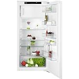AEG Einbaukühlschrank 123cm mit 4-Sterne-Gefrierfach, Serie 5000 OptiSpace: 2x vielfach verstellbare & 1x teilbare Glasablage, großer Kühl- (167L) & Gefrierraum (14L), LCD-Display, Festtür, TSF5O12WDF