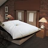 Ballonbett in 135x200 cm mit 3000 Gramm Füllung aus weißen neuen Gänsefedern (100% Federn) Klasse 1 nach DIN EN 12934, Wärmebereich 3 - warm Federbett Oberbett Winterbett Winterdecke Made in Germany