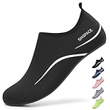 Sixspace Herren Damen Badeschuhe Wasserschuhe Aquaschuhe Strandschuhe Schnell Trocknend Slip on Breathable Schwimmschuhe Surfschuhe für Beach Pool Surfen Yoga Schwarz(Lieferantengröße 42 EU)