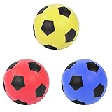 Idena 40226 - Softball 3-fach sortiert, ca. 12 cm Blau, Gelb oder Rot (Auswahl nicht möglich), Schaumstoffball für langlebigen Spielspaß
