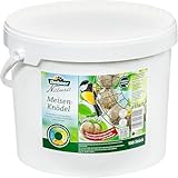 Dehner Natura Vogelfutter | Wildvogelfutter | Meisenknödel ohne Netz | energiereiches Premium Ganzjahresfutter | Fettfutter mit Nüssen | für Meisen und Rotkehlchen | im Vorratseimer | 100 Stück | 9 kg