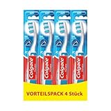 Colgate Zahnbürste für Unterwegs, weich, 4 Stück, faltbar - Reisezahnbürste in kompakter Größe ideal für Koffer und Taschen