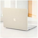 BYCeKe Kompatibel mit MacBook Air 13 Zoll Hülle 2022-2018 M1 A2337 A2179 A1932,für MacBook Air M1 Hülle,Gewebte strukturiertes Leder Plastik Hartschale mit Tastaturschutz für Mac Air 13 Touch ID,Beige