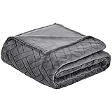 Amazon Basics - Fleece kuscheldecke, Prägemuster, Grau, 220 x 240 cm