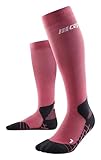 CEP - HIKING LIGHT MERINO SOCKS REDESIGN für Damen | Lange Wandersocken mit aktivierender Kompression | Trekkingsocken für leichte Beine in berry | Größe II | S