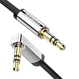 UGREEN Aux Kabel Auto 3.5 mm klinkenkabel 90 Grad Aux Kabel mit Winkelstecker für Auto Audiosystem, TV, Soundbar, Lautsprecher, Handy, Kopfhörer usw.(1m)