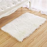 YDFYX Lammfell Schaffell Teppich Kunstfell Dekofell in Super weich Lammfellimitat Teppich Longhair Fell Optik Nachahmung Wolle Bettvorleger Sofa Matte (Weiß, 60 x 90cm)