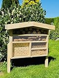 DARLUX Holz Insektenhotel XL Wildbienen Nisthilfe I Insektenhaus mit Blumenkasten aus Holz und Standfuß 76 x 56 x 18 cm (HxBxT) I Wetterfest I Bienenhaus I Produziert in der EU