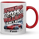 Personalisierte Tasse zur Einschulung 2025 – „Mit Vollgas in die 1. Klasse“ – Geschenk für Jungen und Mädchen mit Name – Rennauto Motiv – Schulstart Geschenk – 330ml Keramiktasse, Farbe: rot