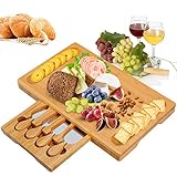 Bambus Käsebrett Set mit versteckter hublade und 4 Käsemesser, Käseschneidebrett, Besteck Holz Käseset Servierplatte Tablett für Einweihungsfeiern und　Geburtstagsgeschenke