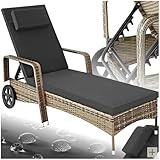 tectake Poly Rattan Gartenliege mit Rollen, 6-Fach höhenverstellbarer Liegestuhl, bis 120kg belastbar, Sonnenliege Rattan (wetterfest), Liege inkl. Polster und Kissen - Natur/dunkelgrau