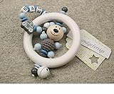 Baby Rassel personalisiert mit Namen - individuelles Holz Lernspielzeug als Geschenk zur Geburt Taufe - Jungen Motiv Bär und Auto in grau