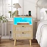 AOGLLATI 1er Set Rattan Nachttisch mit USB-Ladestation & LED-Beleuchtung Nachtschrank mit Steckdose Beistelltisch mit 2 Schublade Holznachttisch Nachtkommode Nachtkonsole Sofatisch - mit Steckdose