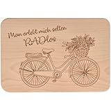 Spruchreif | Frühstücksbrettchen 'Man erlebt mich selten radlos' | Brotzeitbrett aus Buchenholz mit Gravur | Geschenk für Fahrradfans | 22 x 15 x 1 cm | nachhaltiges Holzbrett