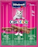 Vitakraft Cat Stick Classic, mit Ente und Kaninchen, Katzensnack, fleischige Mini-Sticks, einzeln verpackt, ohne Zuckerzusatz (3x 6g)