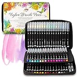 Brush Pen Set - 50er Pinselstifte Set von Colorya mit Nylonspitze + 2 Wassertankpinsel und Tragetasche, Perfekt für Malbücher für Erwachsene, als Handlettering Stifte für Kalligraphie, Manga Stifte